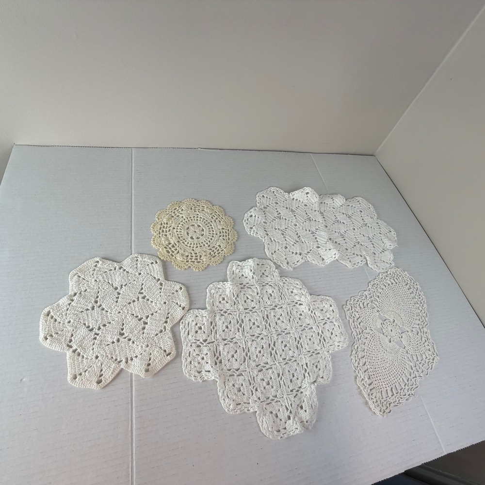 Vintage Doilies Lot White/Cream 5PC Set Assorted Sizes Victorian Crochet